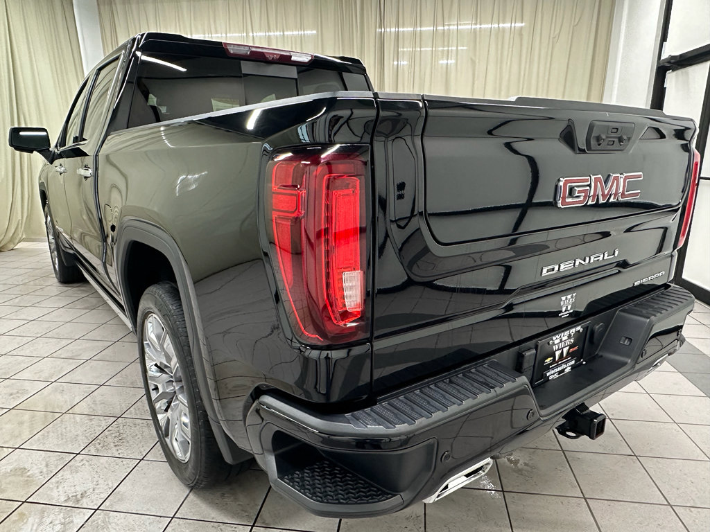 Certified 2022 GMC Sierra 1500 Denali w/ Denali Reserve Package AWD/4WD image 11