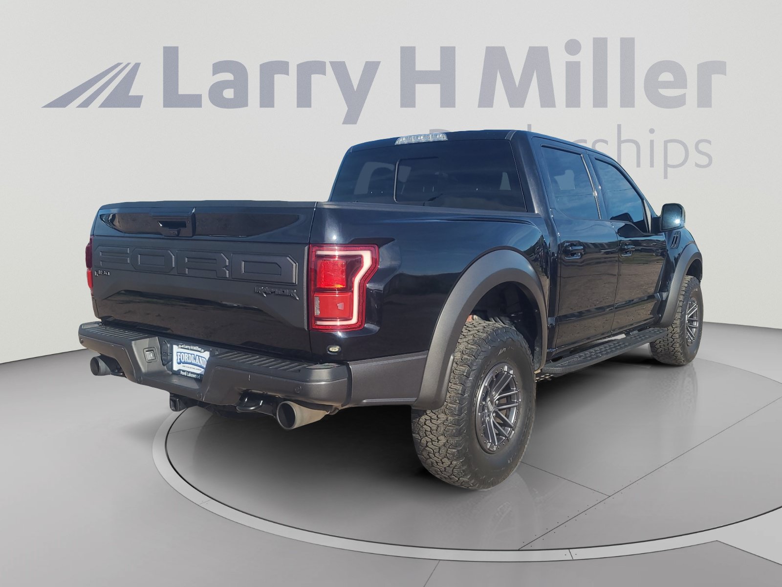 Used 2019 Ford F150 Raptor w/ Equipment Group 802A Luxury AWD/4WD image 5