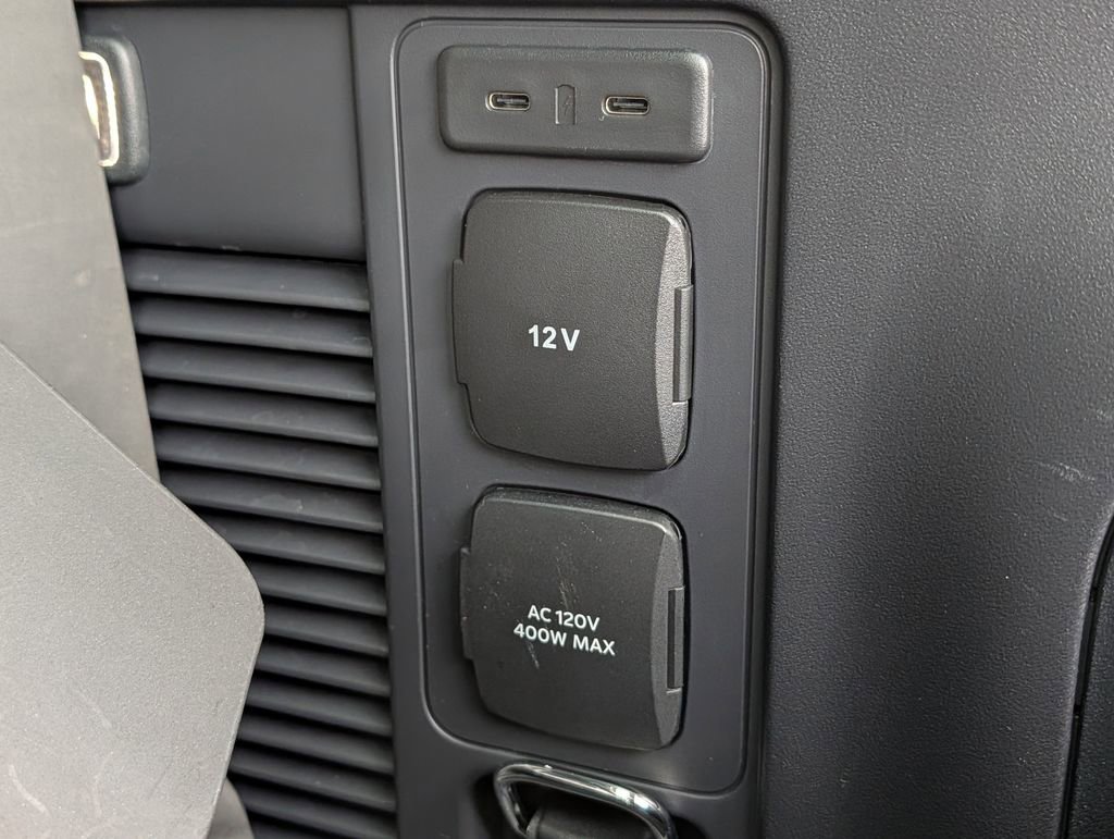Used 2025 Ford Expedition Tremor AWD/4WD image 25