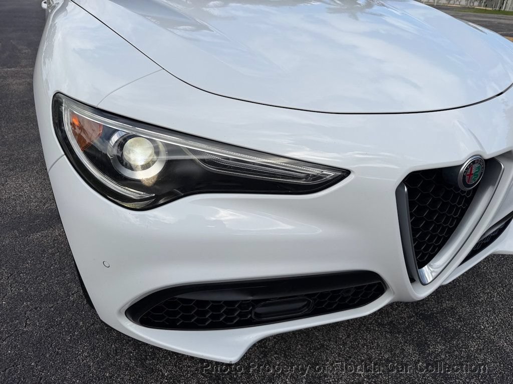 Used 2018 Alfa Romeo Stelvio Ti AWD/4WD image 19