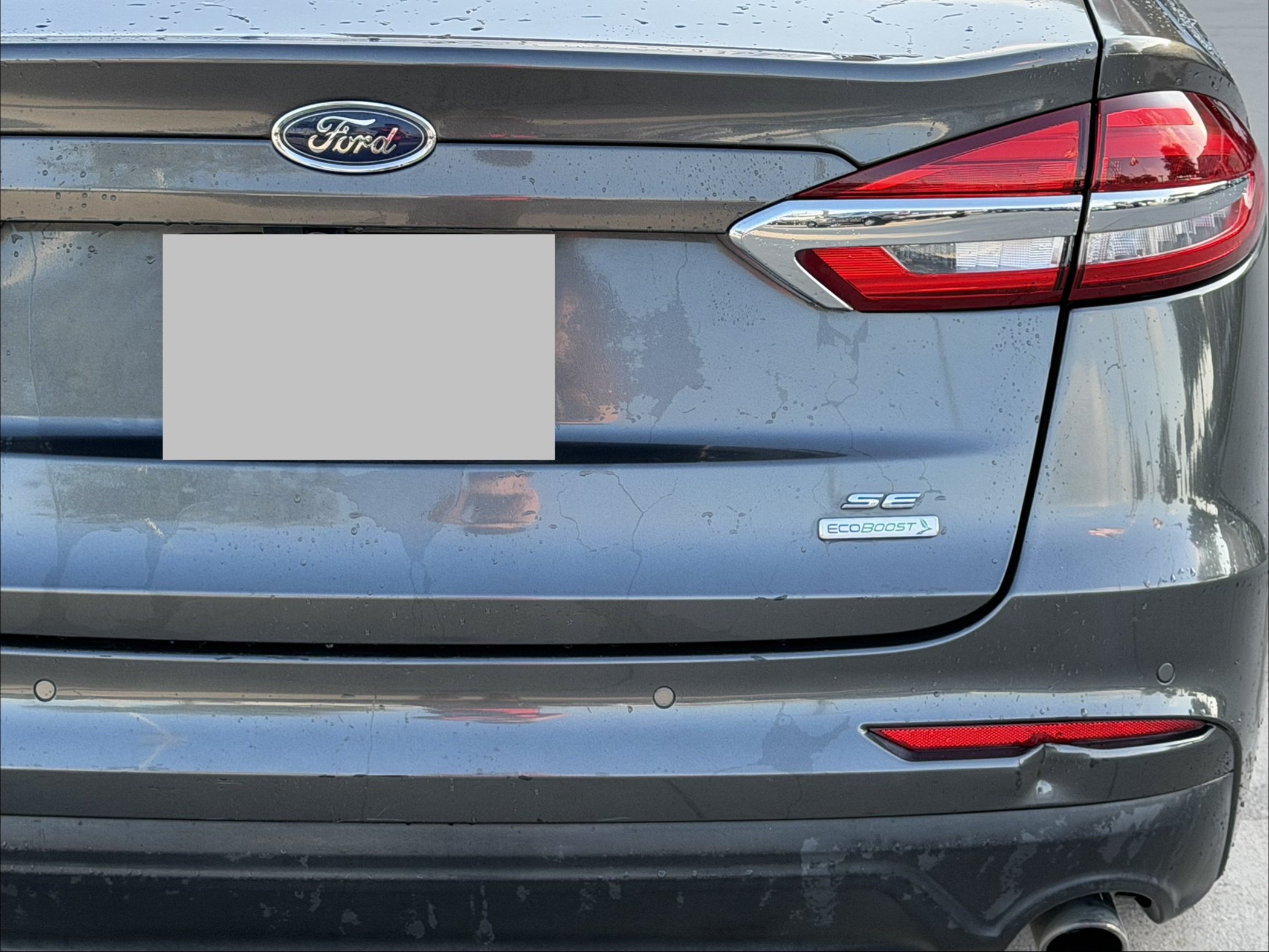 Used 2020 Ford Fusion SE FWD image 6