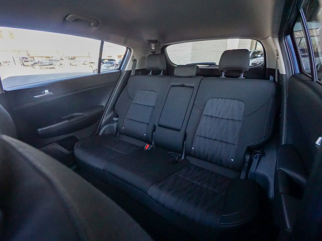 Used 2022 Kia Sportage LX image 22