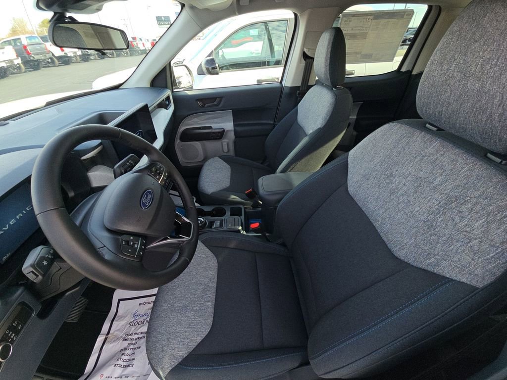 New 2025 Ford Maverick XLT w/ Equipment Group 301A image 10