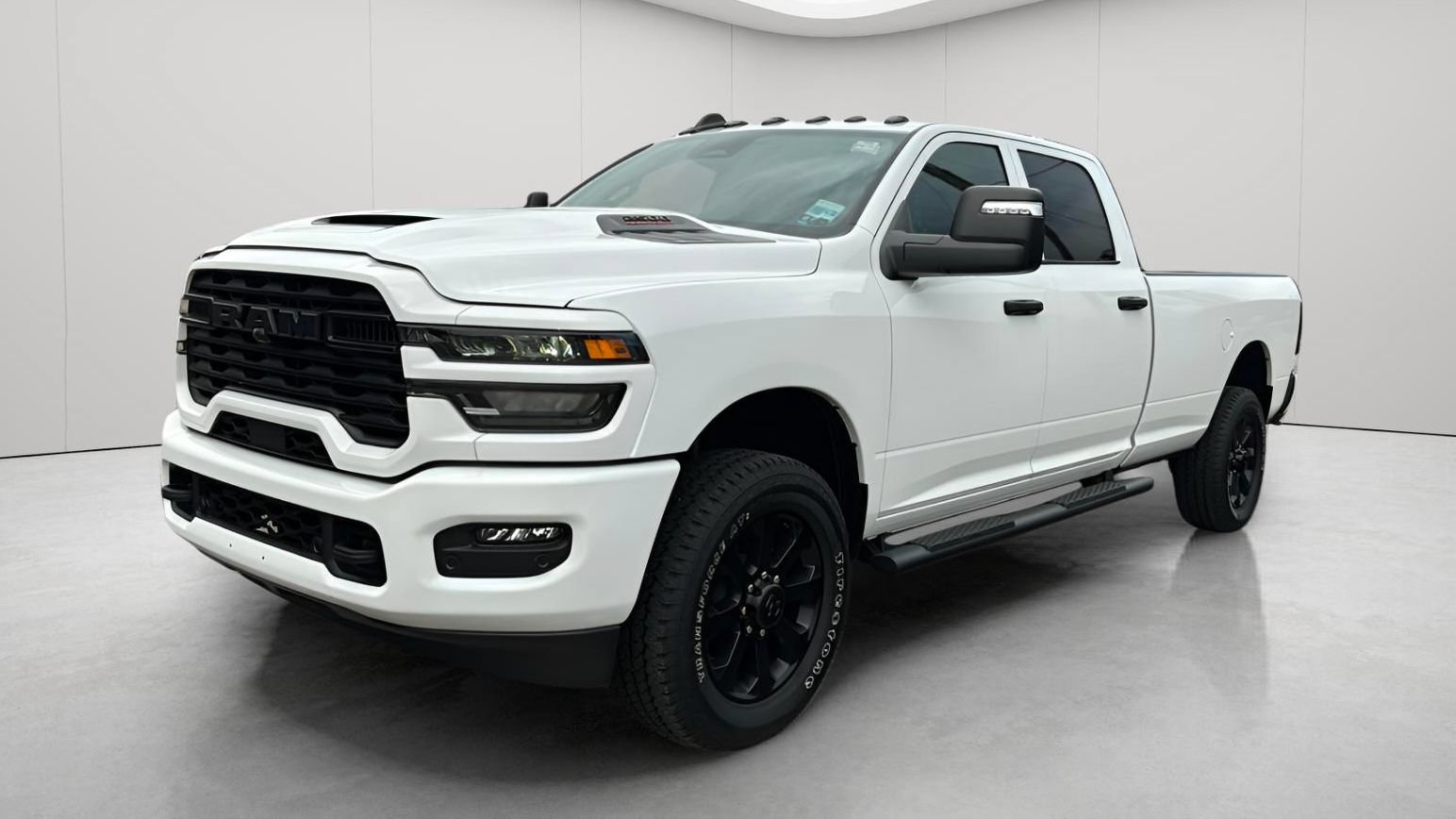 New 2026 RAM 2500 Tradesman AWD/4WD image 10