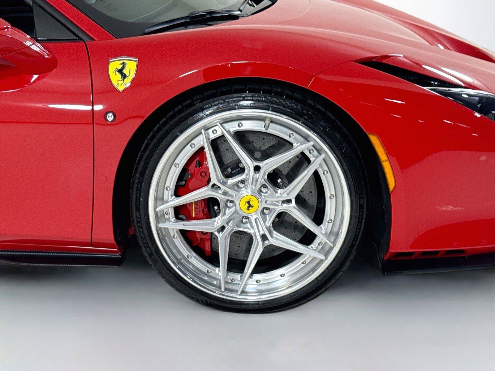 Used 2021 Ferrari F8 Tributo RWD image 38