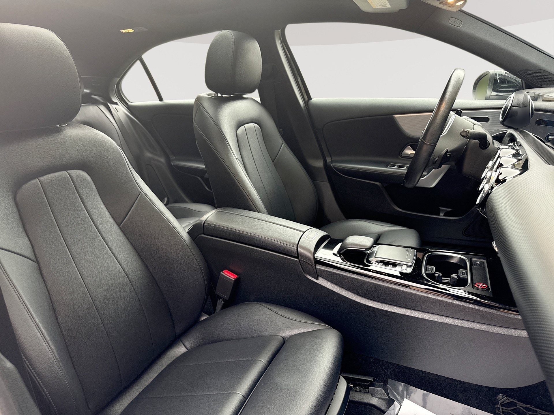 Used 2019 Mercedes-Benz A 220 4MATIC w/ Premium Package image 28
