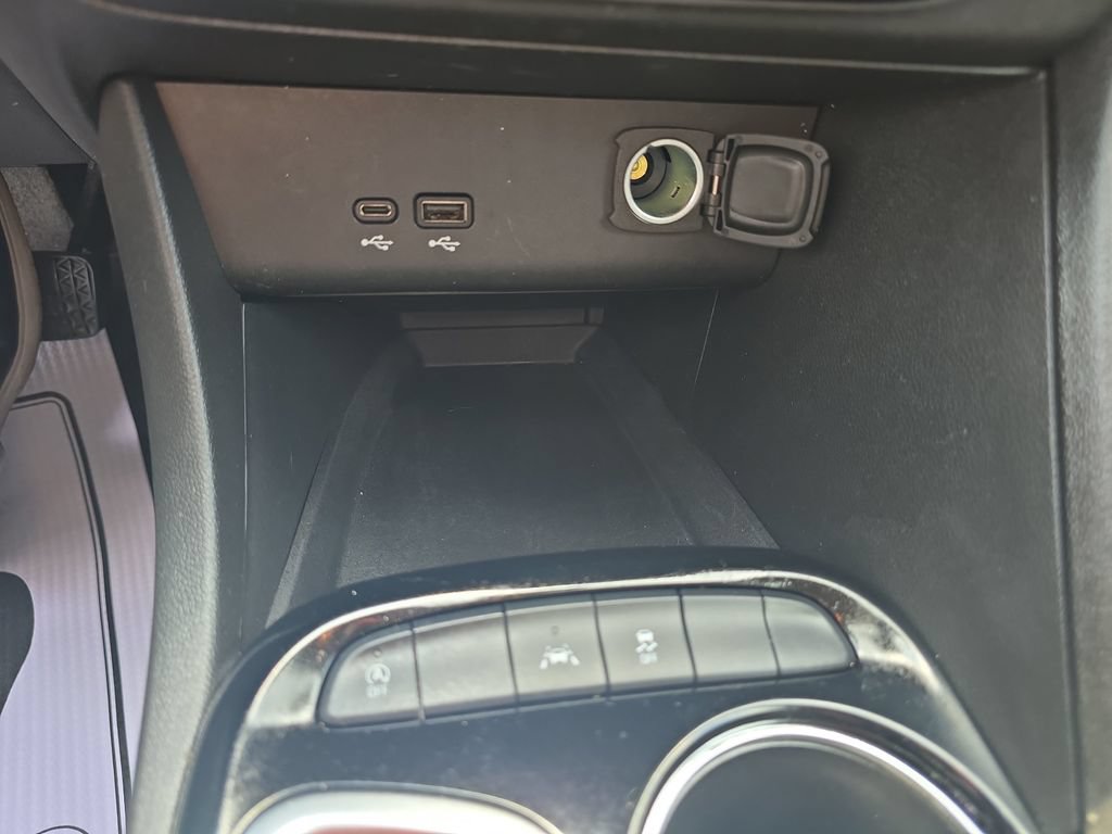 Used 2024 Buick Encore GX Preferred FWD image 30