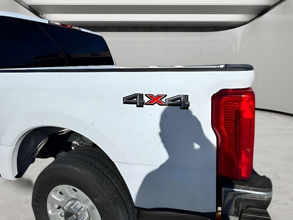Used 2024 Ford F250 XLT image 30