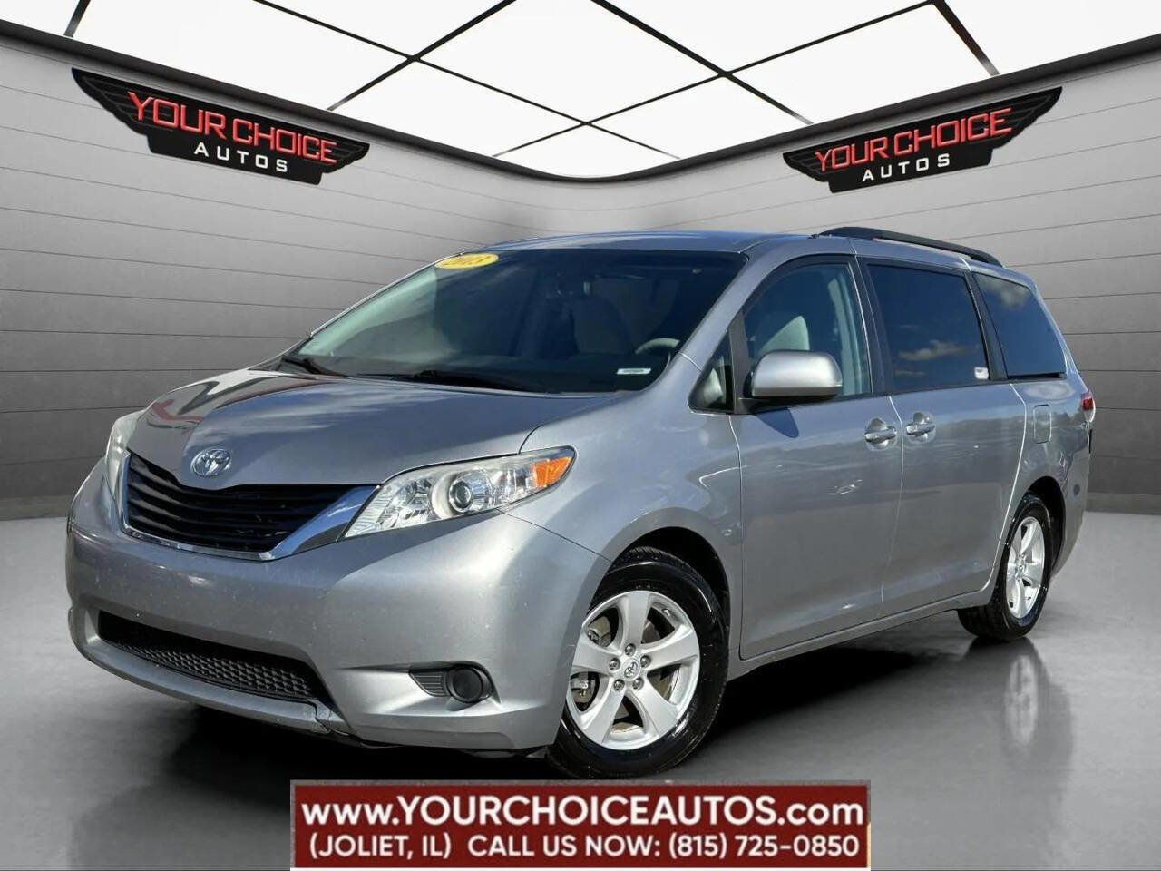 Used 2013 Toyota Sienna LE