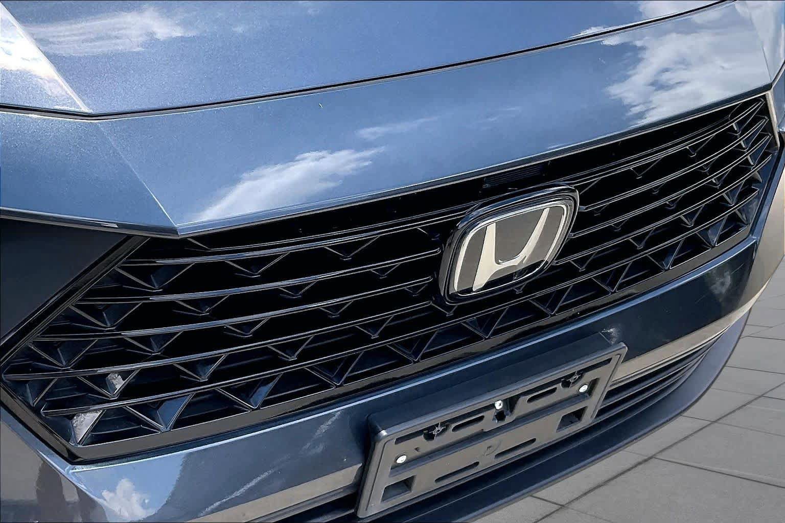 Used 2023 Honda Accord EX image 28