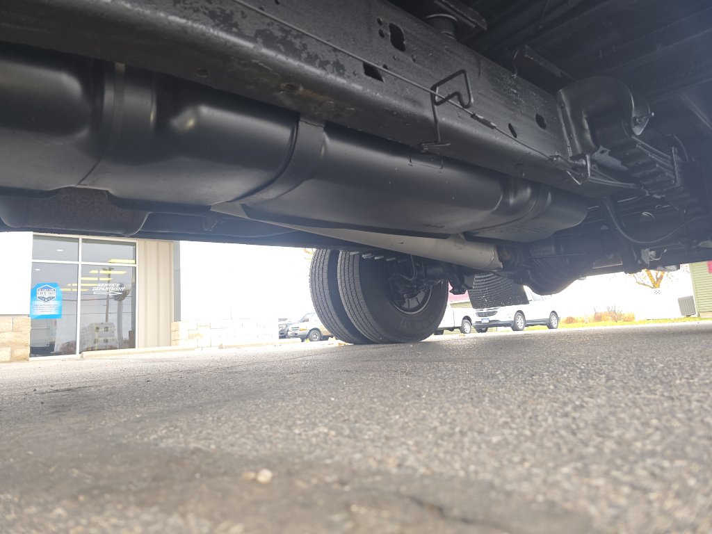 Used 2012 Chevrolet Express 3500 image 32