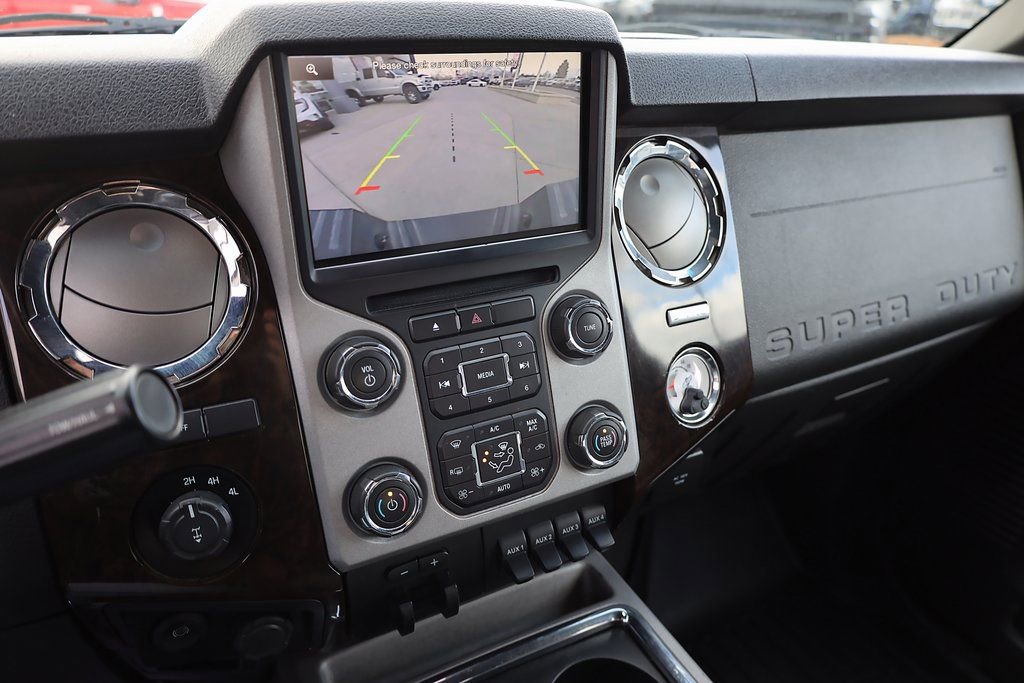 Used 2016 Ford F250 Platinum w/ FX4 Off-Road Package AWD/4WD image 14