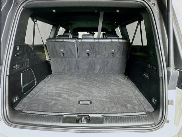 Used 2023 Jeep Wagoneer L Series II AWD/4WD image 23