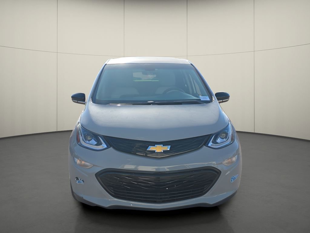 Used 2021 Chevrolet Bolt LT FWD image 2