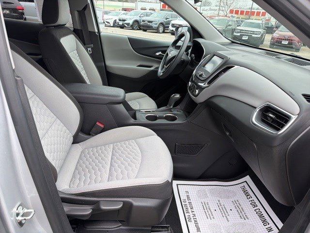 Used 2018 Chevrolet Equinox LS image 18