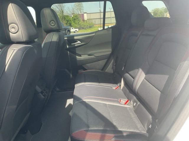 Used 2025 Chevrolet Equinox RS w/ Safety and Technology Package AWD/4WD image 9