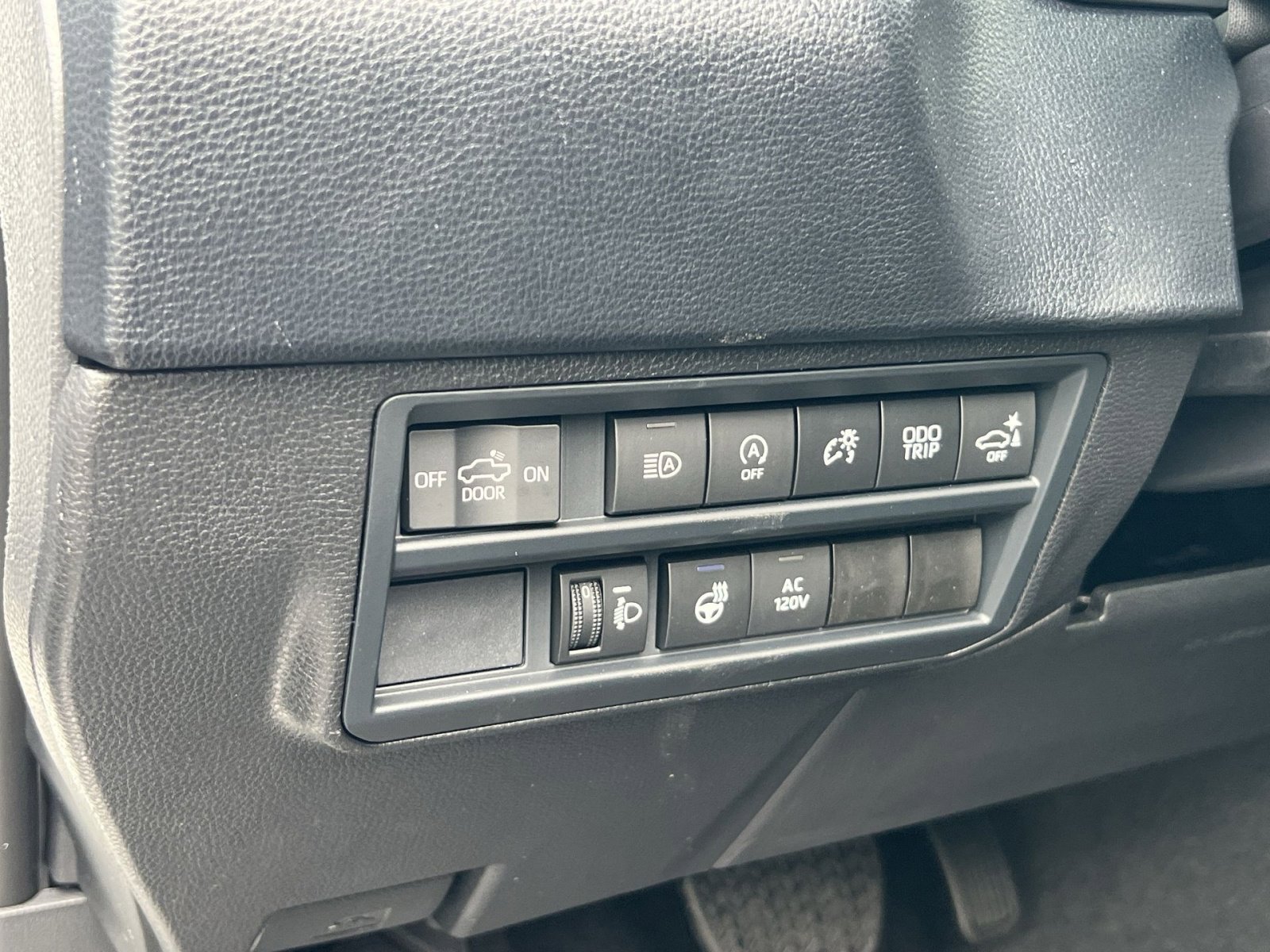 New 2026 Toyota Tundra SR5 AWD/4WD image 22