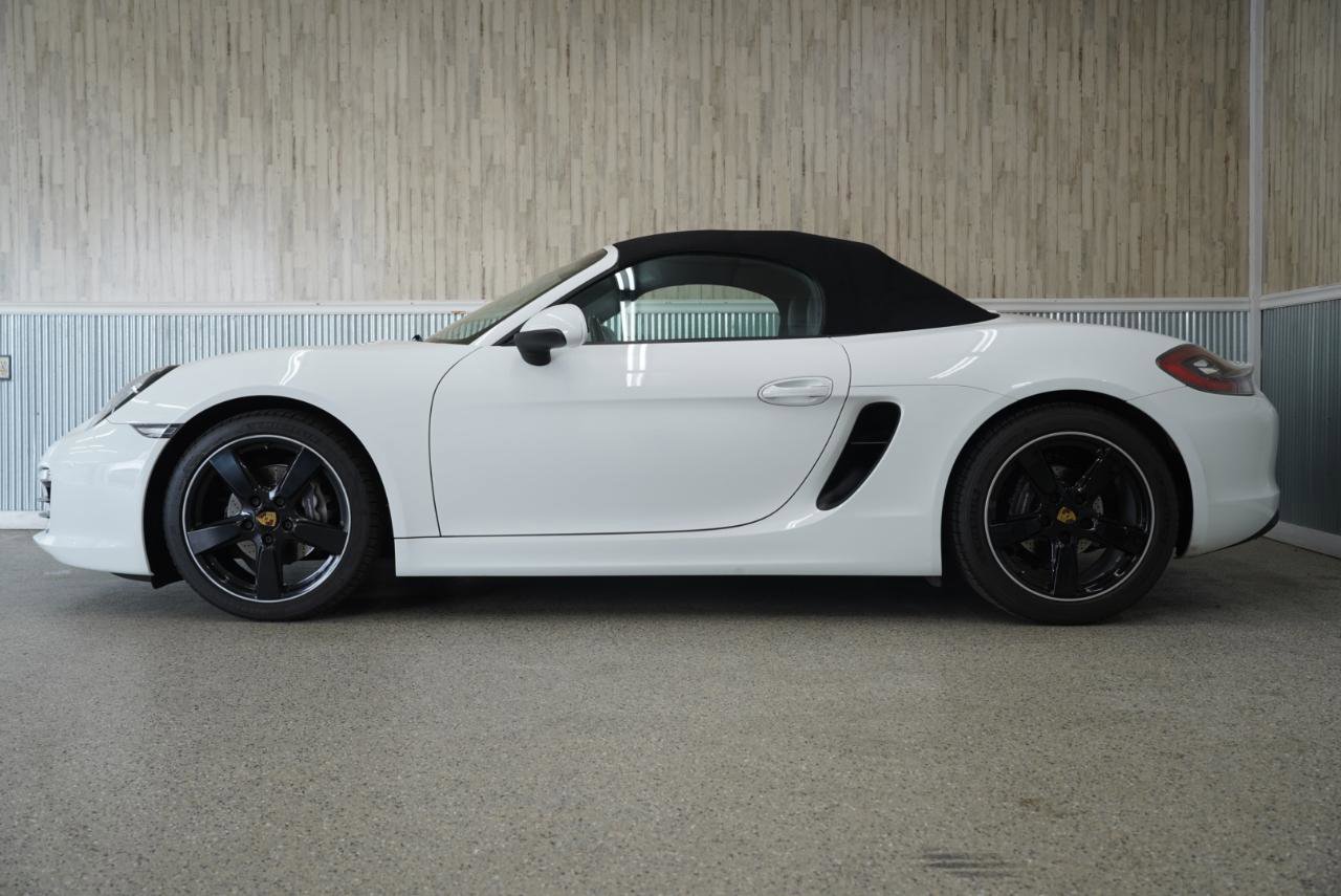 Used 2016 Porsche Boxster RWD image 5