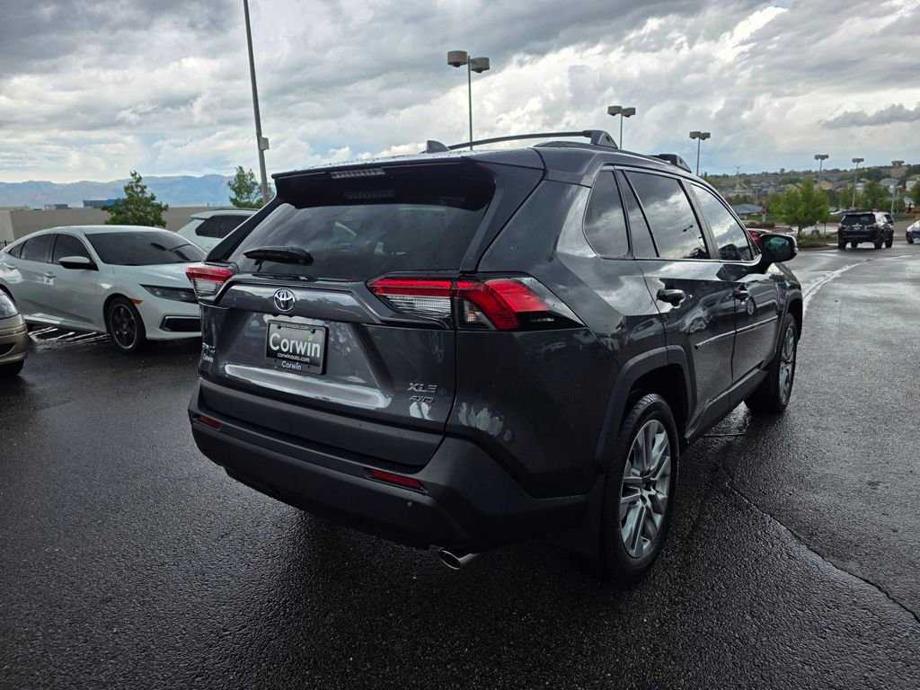 Used 2025 Toyota RAV4 XLE Premium image 10