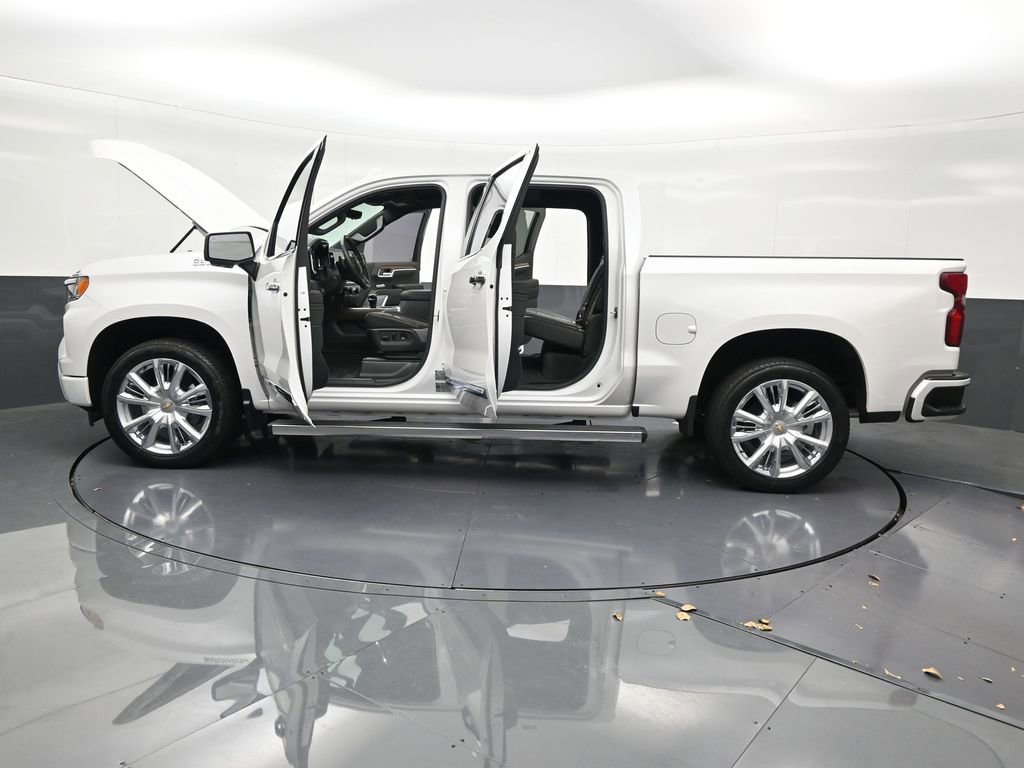 Used 2023 Chevrolet Silverado 1500 High Country w/ High Country Premium Package image 36