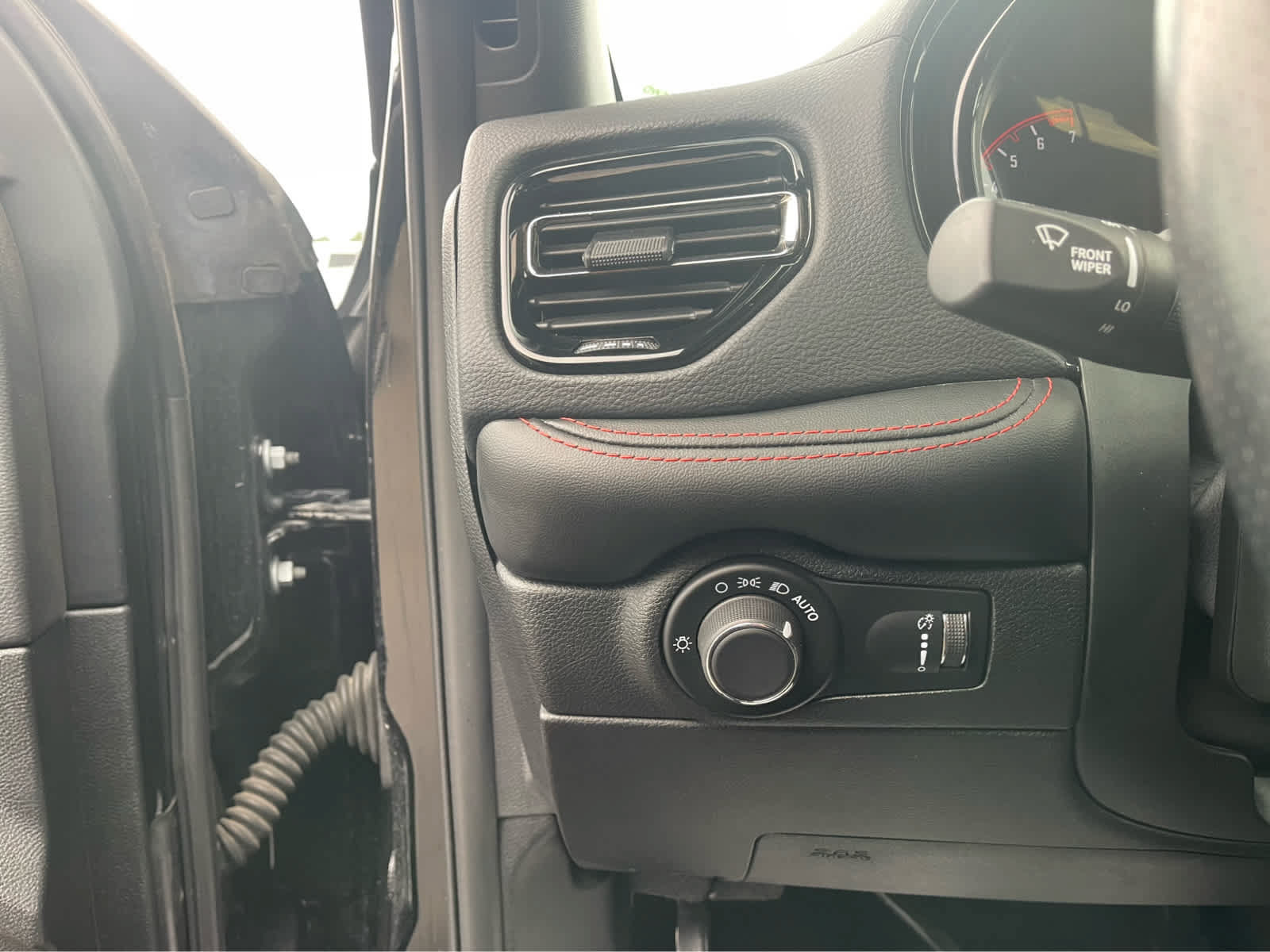Used 2025 Dodge Durango GT AWD/4WD image 14