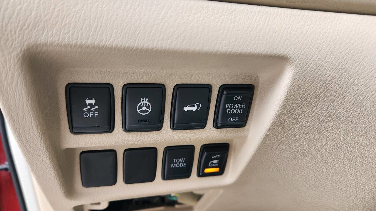 Used 2013 Nissan Pathfinder Platinum w/ Platinum Premium Pkg image 47