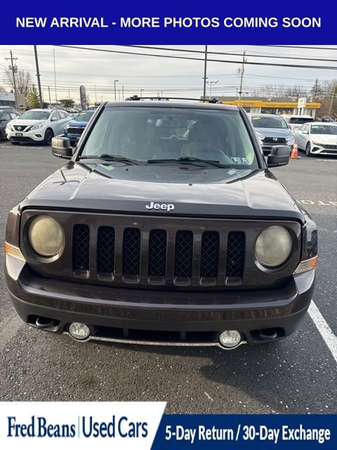 Used 2014 Jeep Patriot Limited w/ Sun/Sound Group image 7