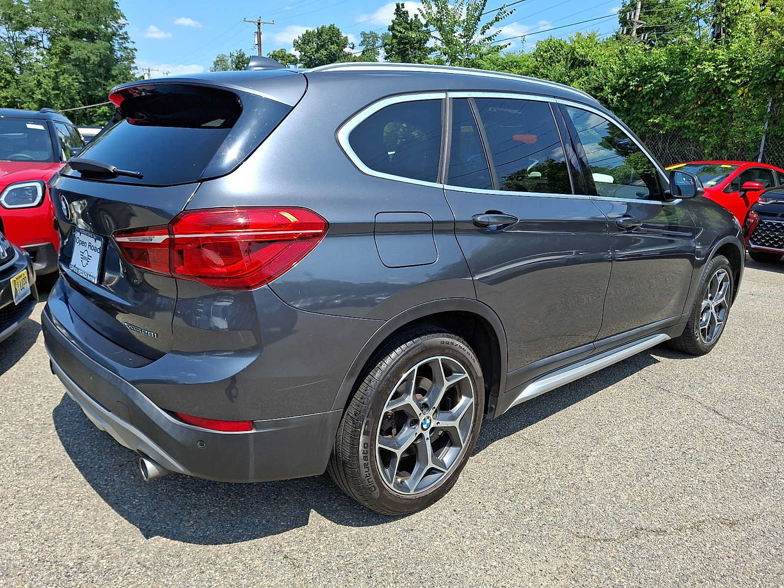 Used 2019 BMW X1 xDrive28i w/ Convenience Package AWD/4WD image 5