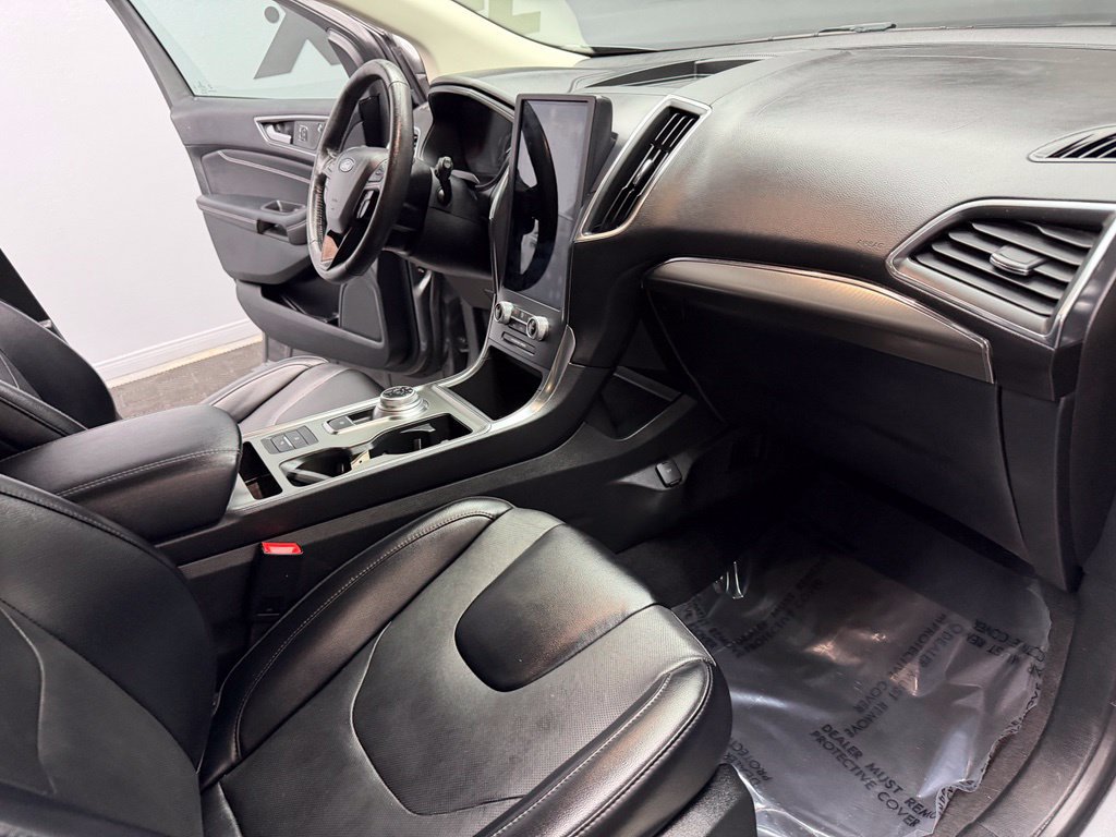 Used 2022 Ford Edge Titanium w/ Equipment Group 301A AWD/4WD image 52