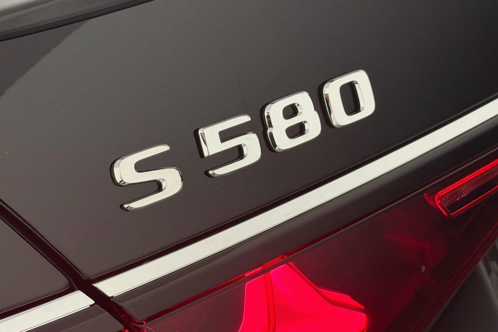 New 2027 Mercedes-Benz S 580 4MATIC Sedan image 8