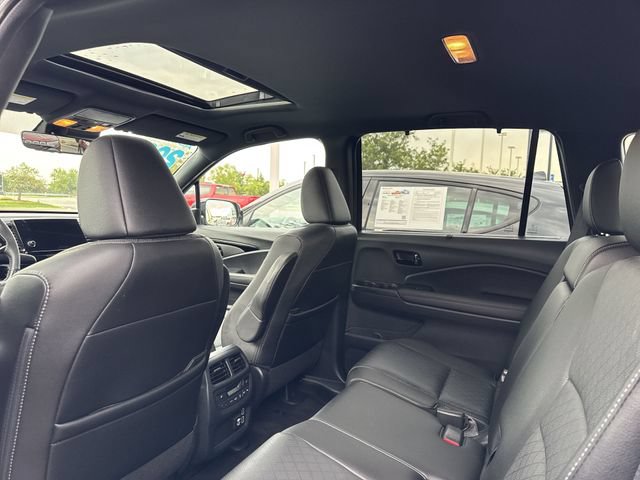 Used 2023 Honda Passport Elite image 14