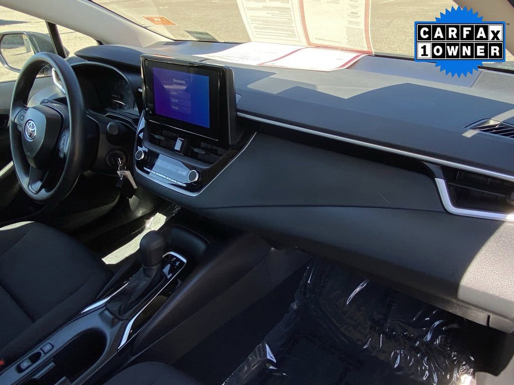 Certified 2025 Toyota Corolla LE image 18