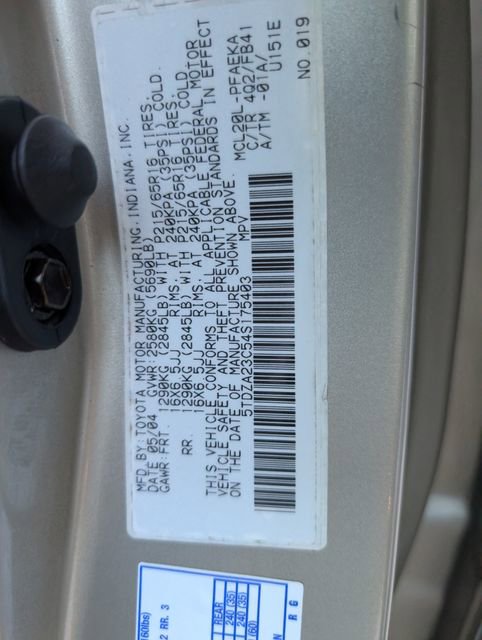 Used 2004 Toyota Sienna CE image 35