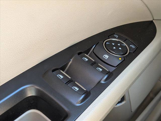 Used 2019 Ford Fusion SEL image 13