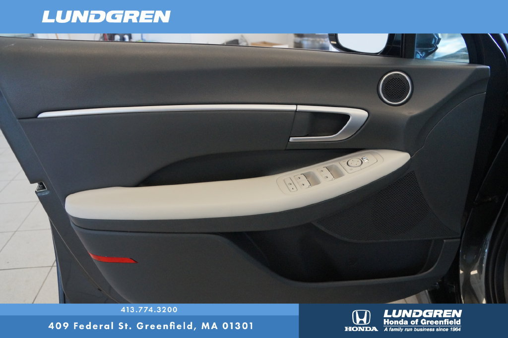 Used 2025 Hyundai Sonata SEL FWD image 15