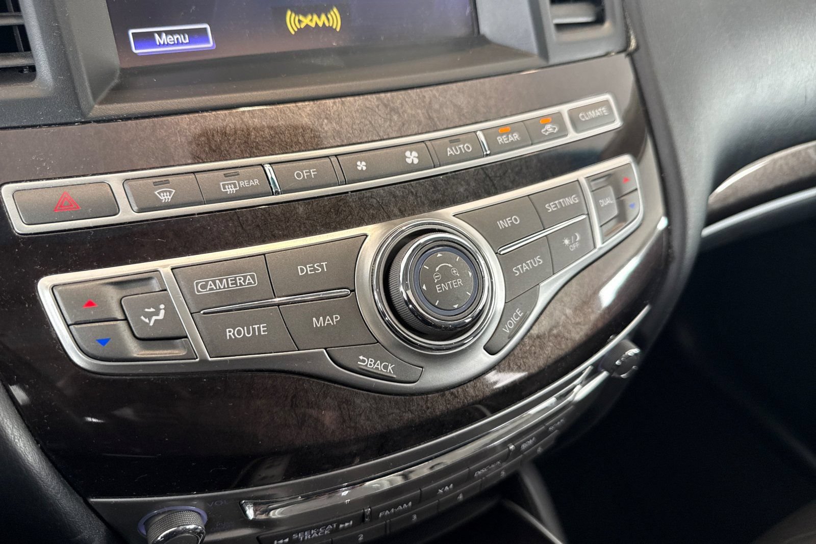 Used 2015 INFINITI QX60 Luxe w/ Premium Plus Package AWD/4WD image 29