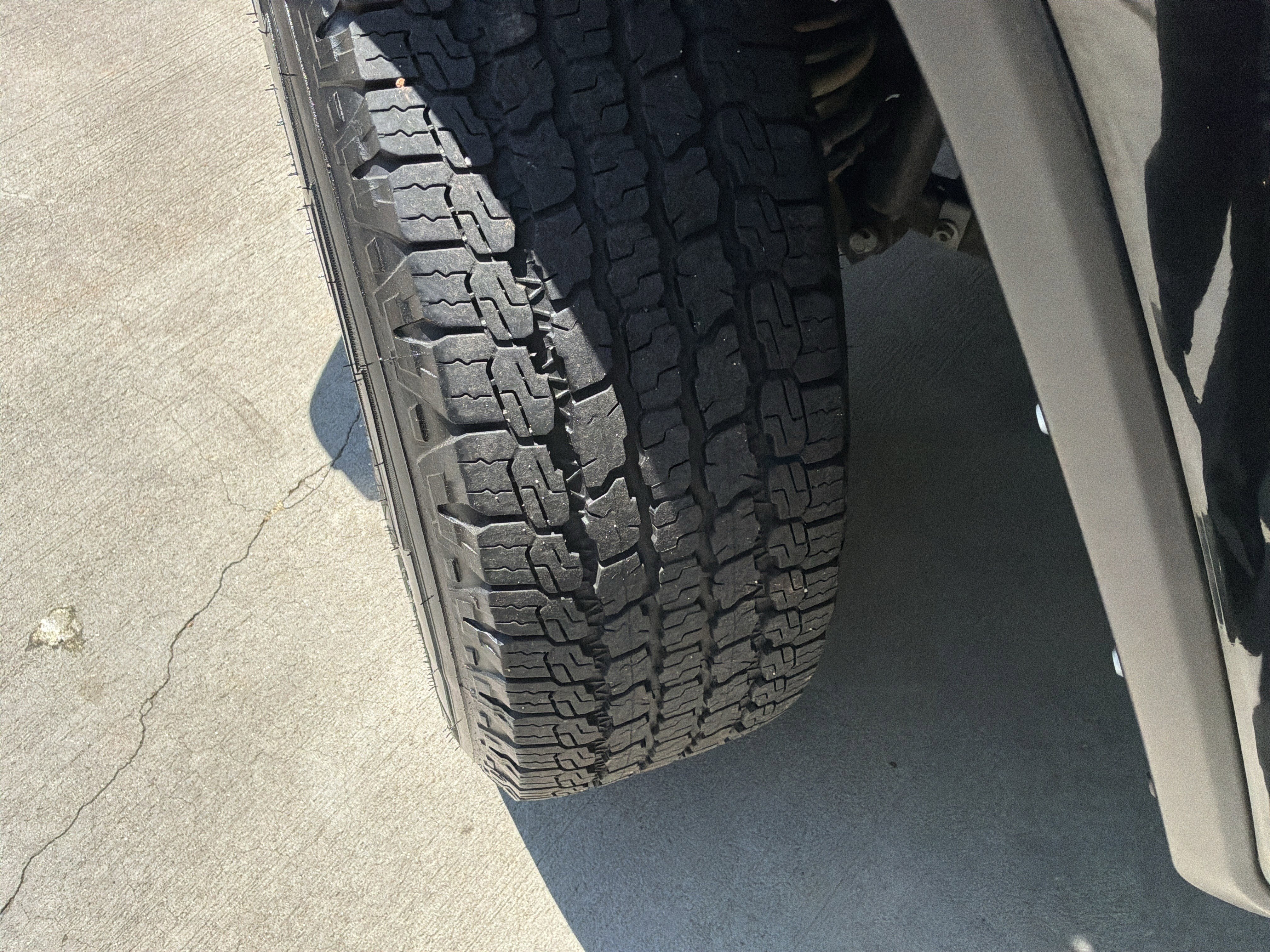 Used 2023 Jeep Wrangler Sport AWD/4WD image 12
