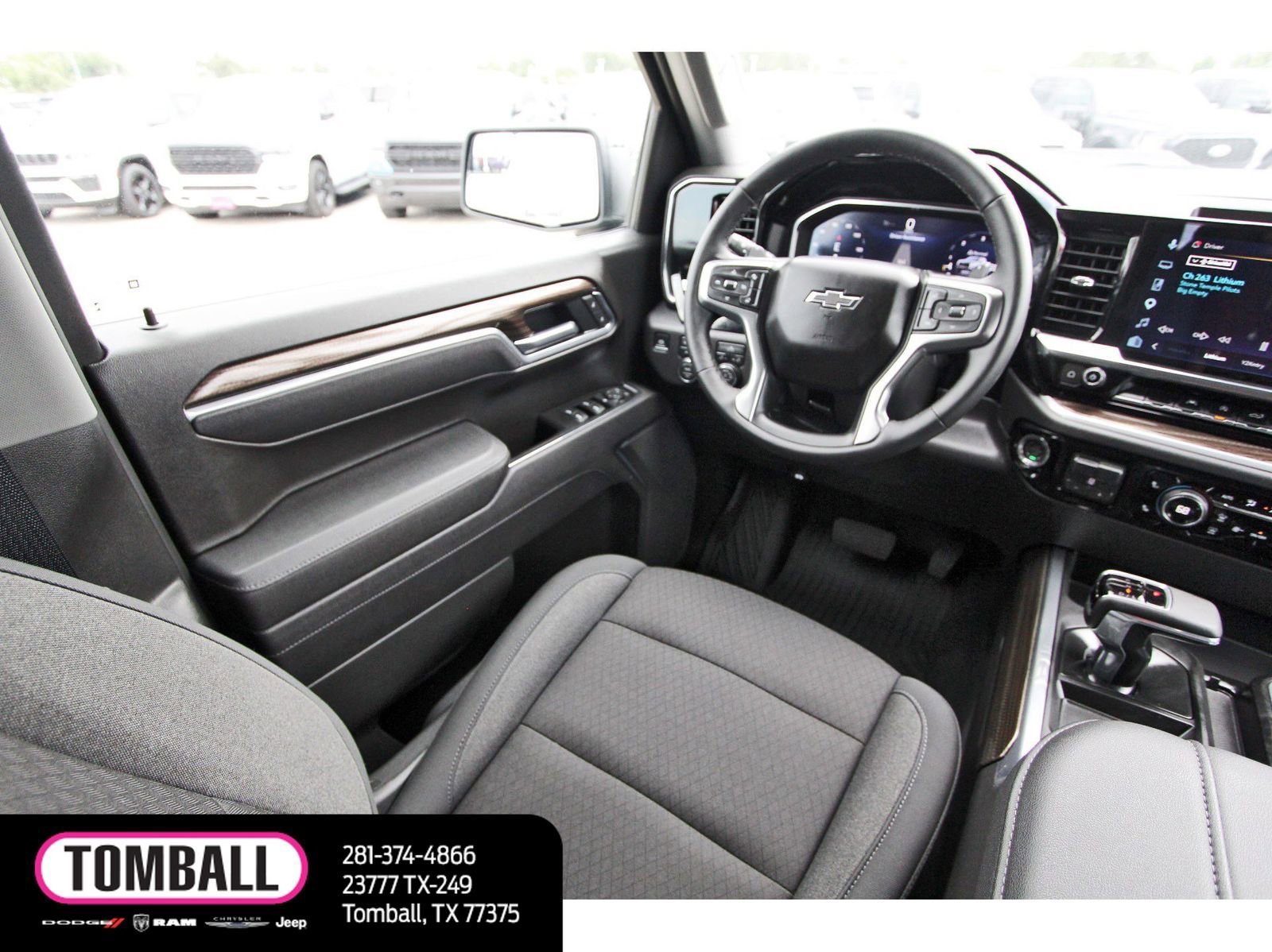 Used 2026 Chevrolet Silverado 1500 LT Trail Boss w/ Protection Package AWD/4WD image 10