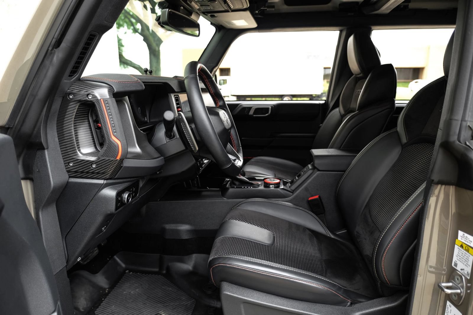 Used 2025 Ford Bronco Raptor w/ Interior Carbon Fiber Pack AWD/4WD image 3