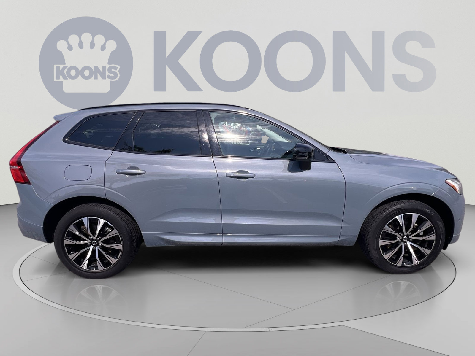 Used 2024 Volvo XC60 B5 Plus w/ Climate Package AWD/4WD image 8