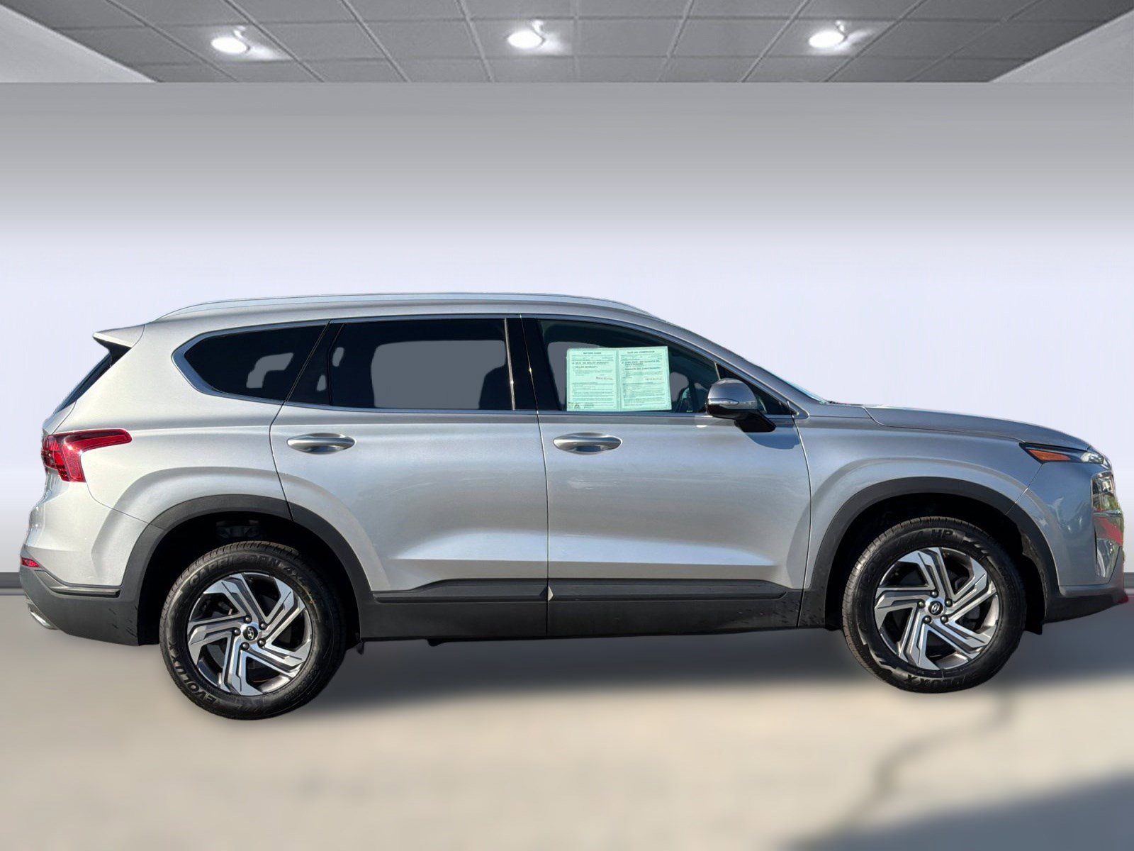 Used 2023 Hyundai Santa Fe SEL image 7