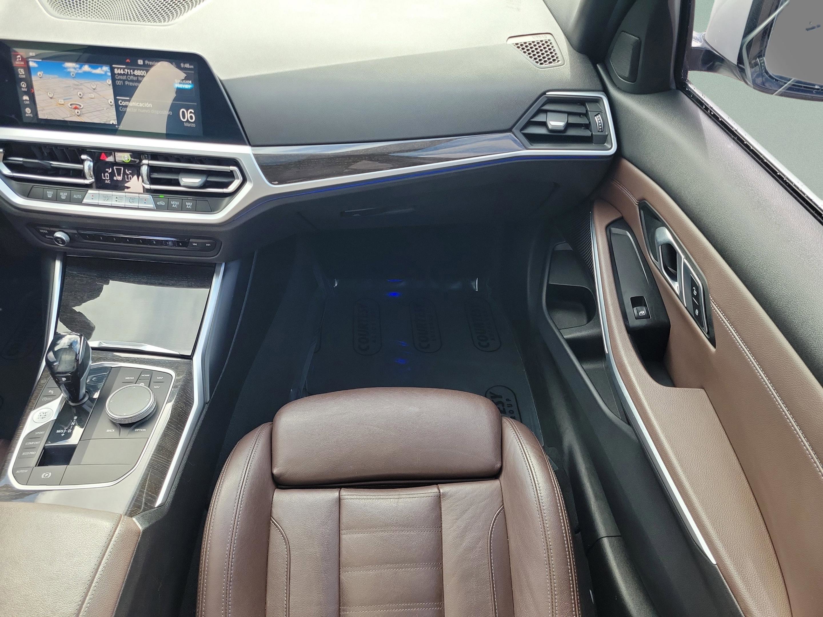 Used 2020 BMW 330i Sedan w/ Convenience Package image 11