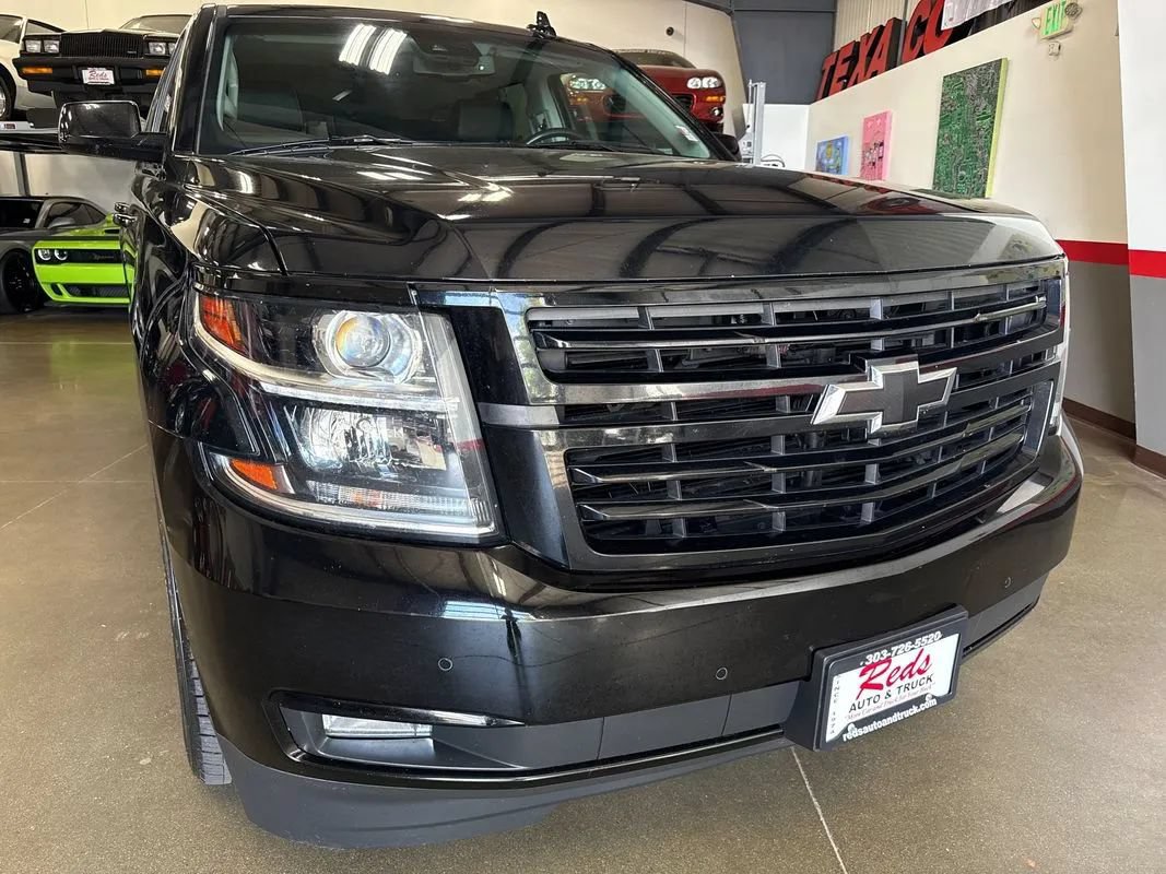 Used 2019 Chevrolet Tahoe Premier AWD/4WD image 32