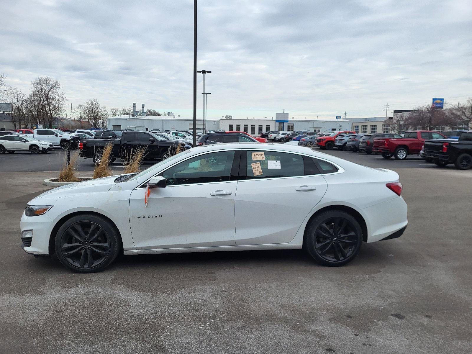 Used 2024 Chevrolet Malibu LT w/ Sport Edition image 6