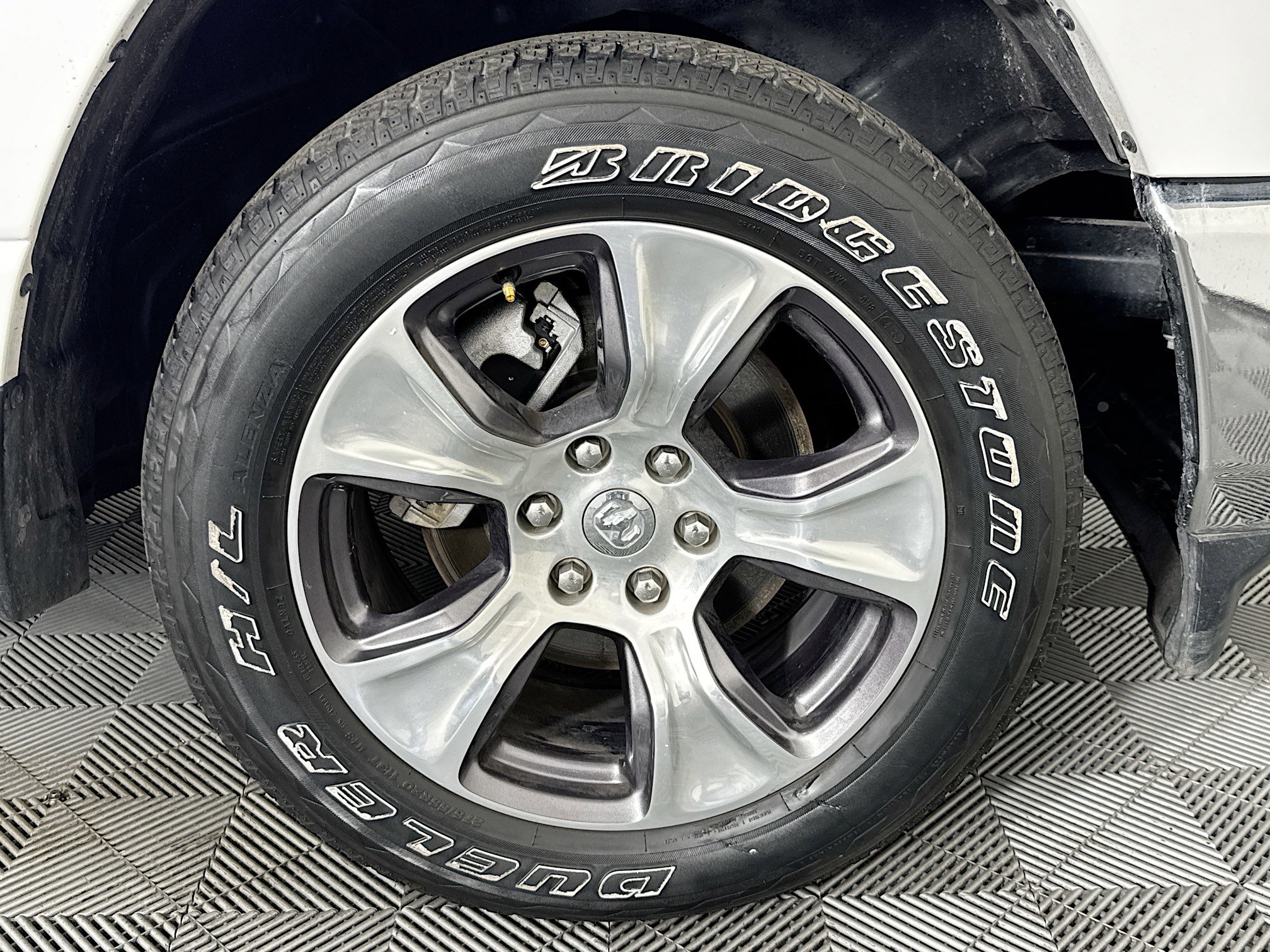 Used 2024 RAM 1500 Laramie RWD image 39