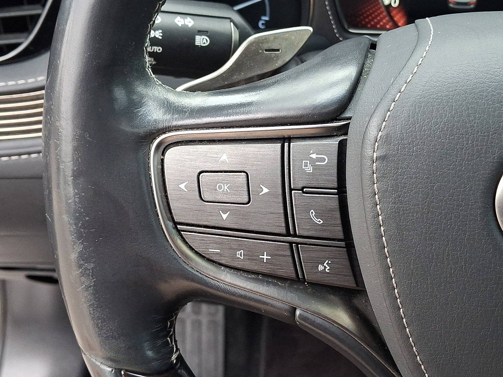 Used 2018 Lexus LS 500 AWD w/ Interior Upgrade Package image 22