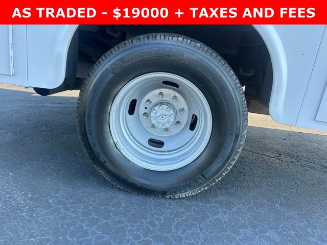 Used 2016 Ford F350 XL w/ Power Equipment Group image 9