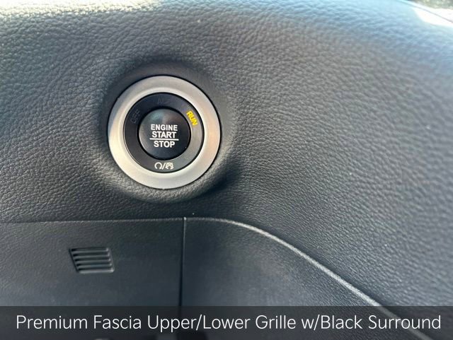 Used 2021 Chrysler Pacifica Touring-L w/ Uconnect Theater Family Group AWD/4WD image 17