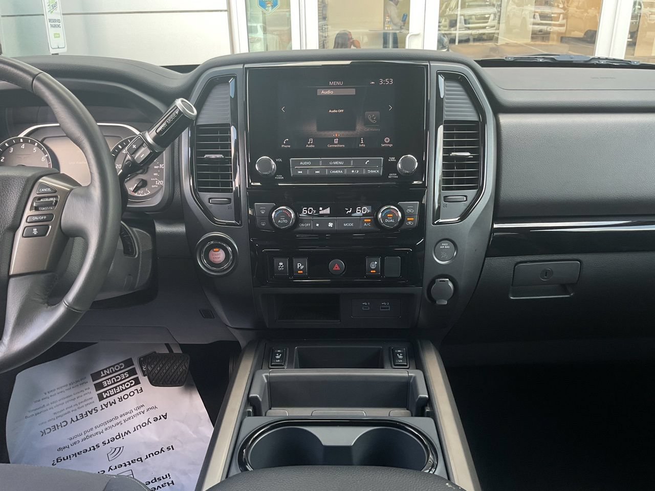 Used 2024 Nissan Titan SV w/ SV Bronze Edition Package RWD image 15