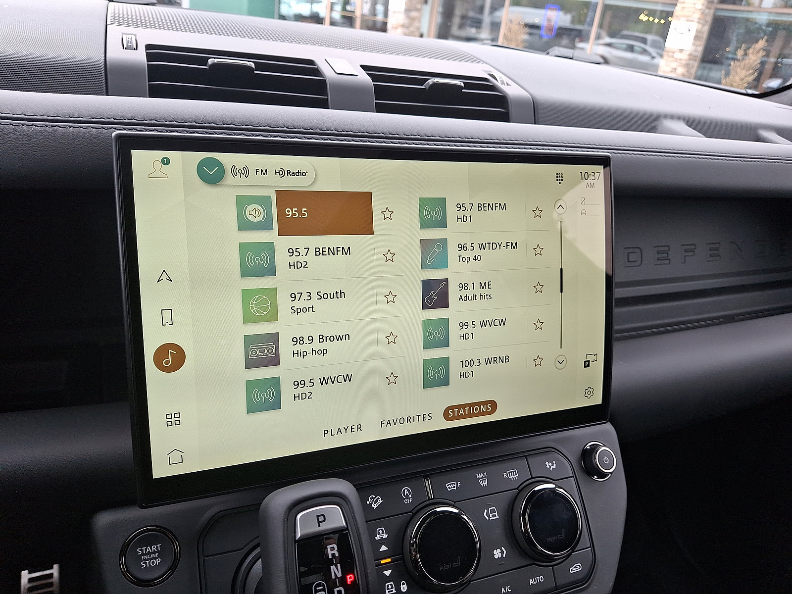 New 2026 Land Rover Defender 110 OCTA AWD/4WD image 9